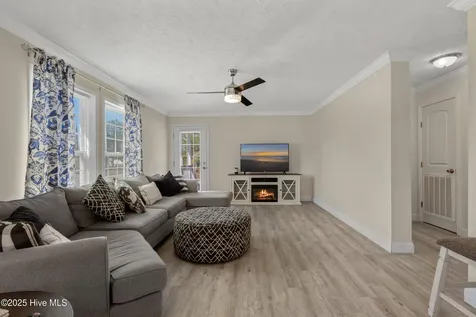 982 Charlotte Avenue Calabash NC 28467