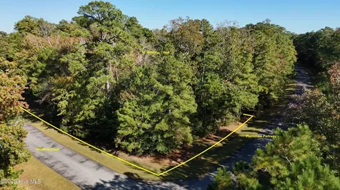 42 Winding Creek Drive Oriental NC 28571