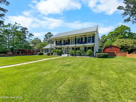 1907 Essex Street Kinston NC 28504