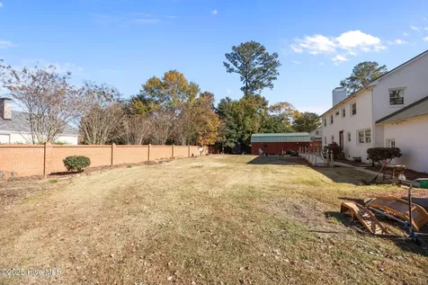 1907 Essex Street Kinston NC 28504