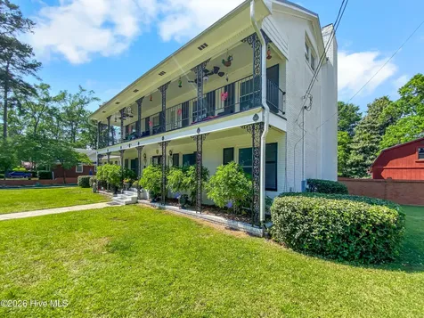 1907 Essex Street Kinston NC 28504