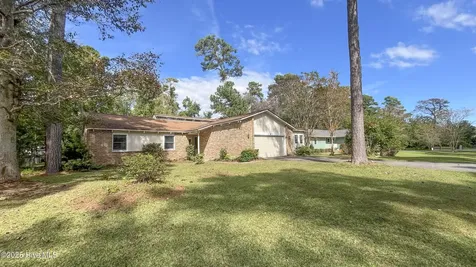 3608 Meadow Drive Morehead City NC 28557