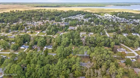3608 Meadow Drive Morehead City NC 28557
