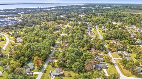 3608 Meadow Drive Morehead City NC 28557