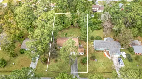 3608 Meadow Drive Morehead City NC 28557