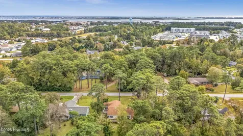 3608 Meadow Drive Morehead City NC 28557