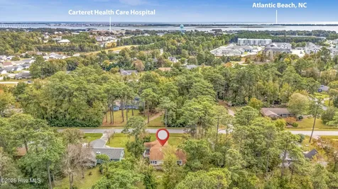 3608 Meadow Drive Morehead City NC 28557