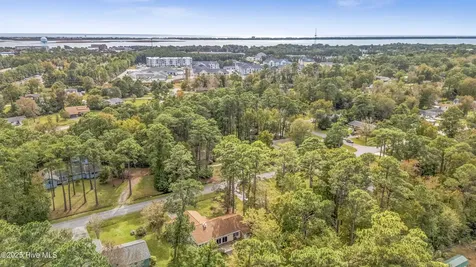 3608 Meadow Drive Morehead City NC 28557