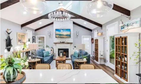 679 Carolina Bay Court Southport NC 28461
