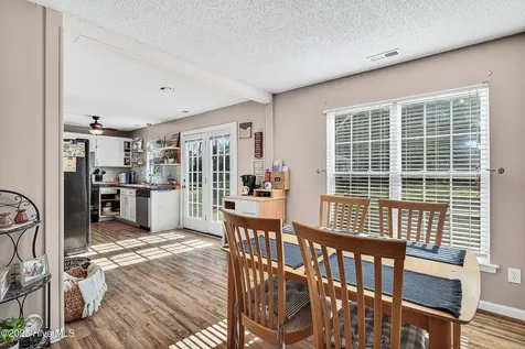 203 Reef Lane Richlands NC 28574