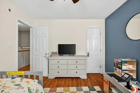 203 Reef Lane Richlands NC 28574