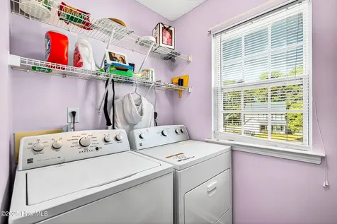 203 Reef Lane Richlands NC 28574