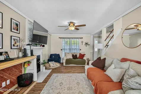 203 Reef Lane Richlands NC 28574