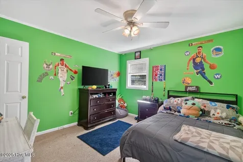 1109 Middle Sound Loop Road Wilmington NC 28411