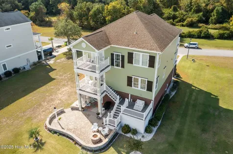 309 Kensington Place Newport NC 28570