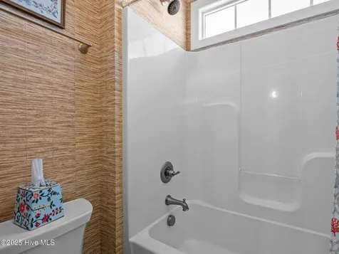 309 Kensington Place Newport NC 28570