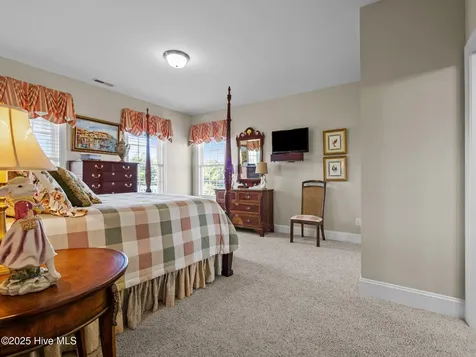 309 Kensington Place Newport NC 28570