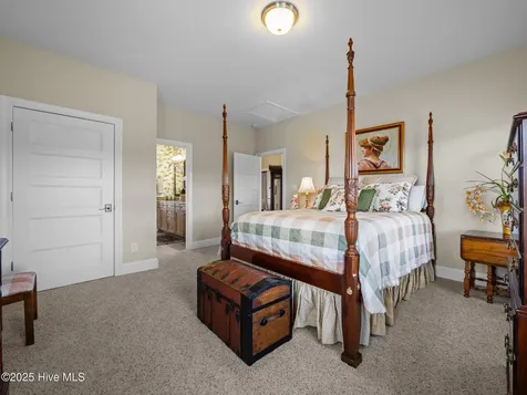 309 Kensington Place Newport NC 28570