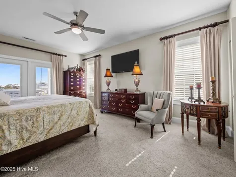 309 Kensington Place Newport NC 28570