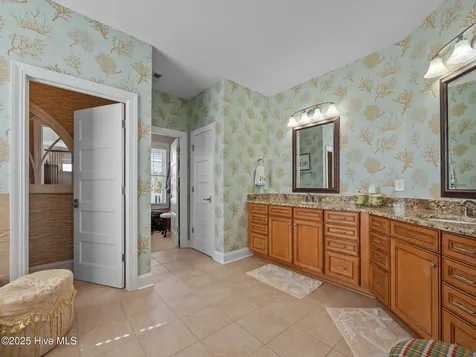 309 Kensington Place Newport NC 28570