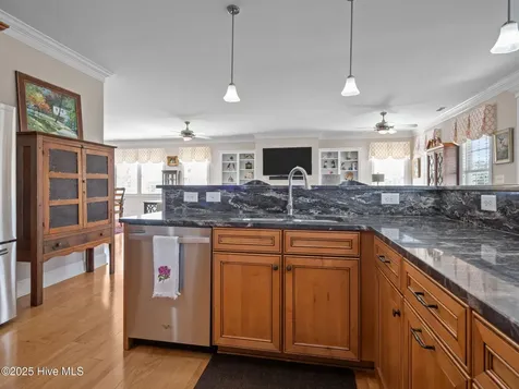 309 Kensington Place Newport NC 28570