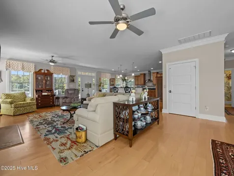 309 Kensington Place Newport NC 28570
