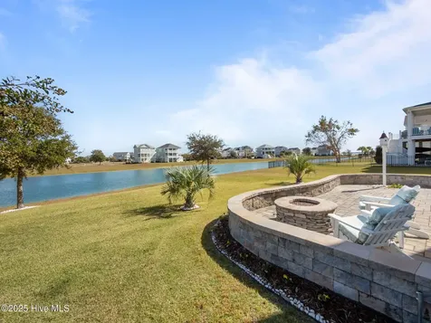 309 Kensington Place Newport NC 28570