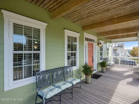 309 Kensington Place Newport NC 28570