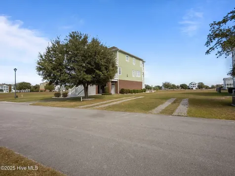 309 Kensington Place Newport NC 28570