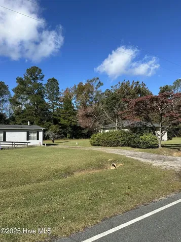 1232 Mears Lane Clarkton NC 28433