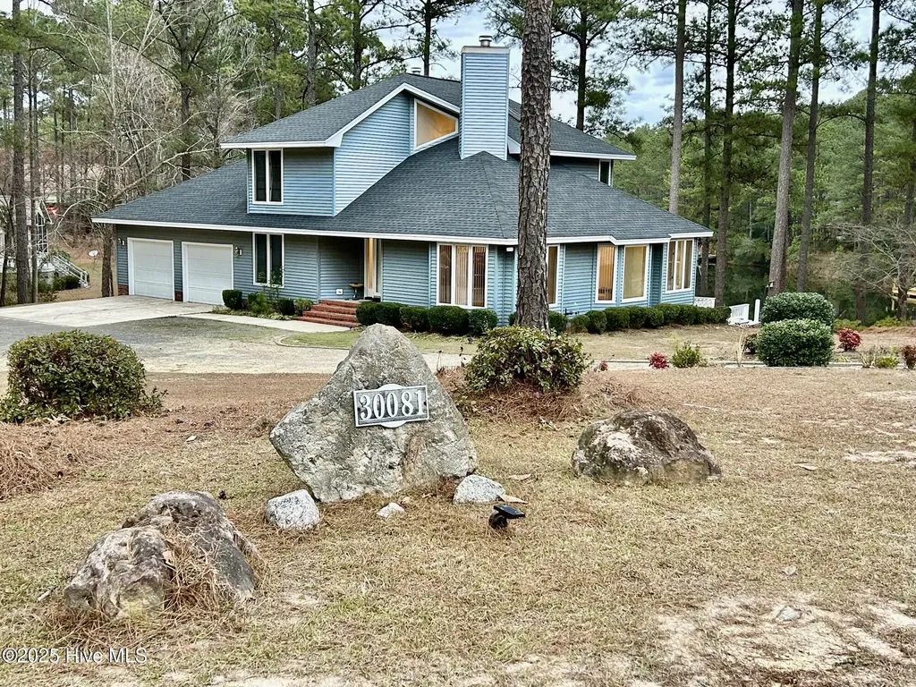 30081 W Lake Drive Wagram NC 28396