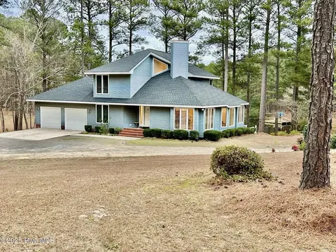 30081 W Lake Drive Wagram NC 28396