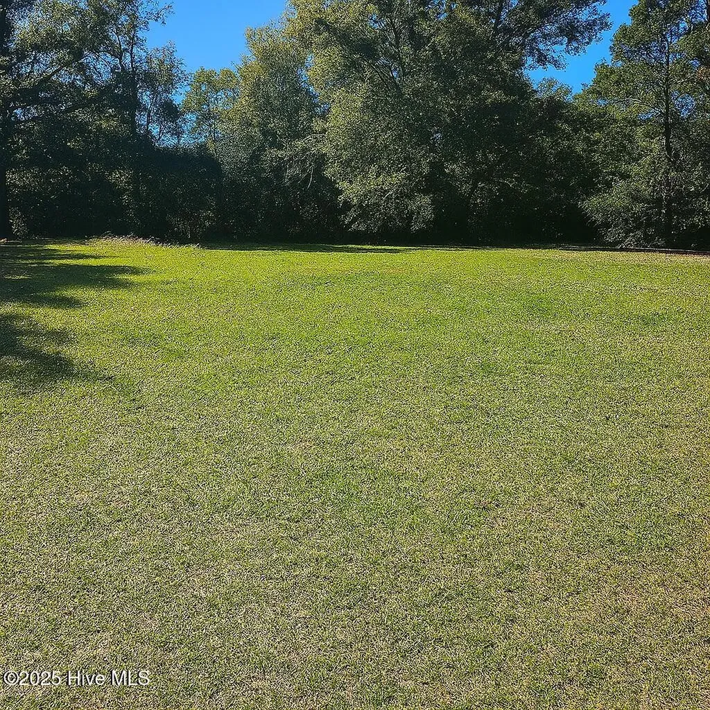 114 Old Farm Road Hampstead NC 28443