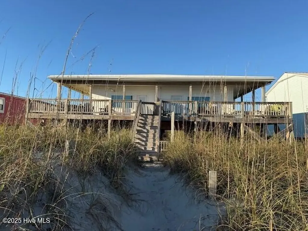 1103 Ocean Drive Emerald Isle NC 28594