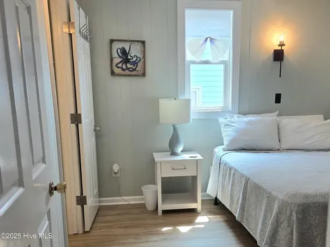 1103 Ocean Drive Emerald Isle NC 28594