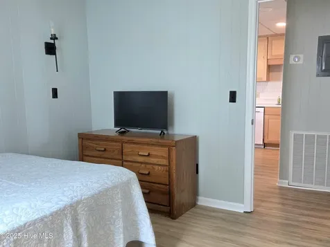 1103 Ocean Drive Emerald Isle NC 28594