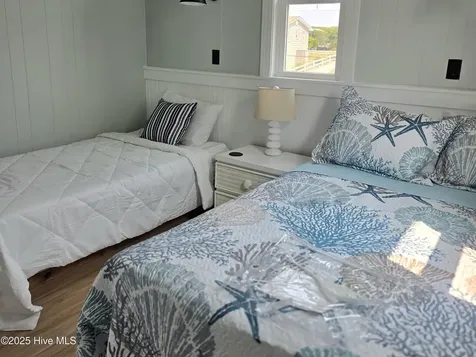 1103 Ocean Drive Emerald Isle NC 28594