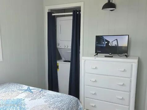 1103 Ocean Drive Emerald Isle NC 28594