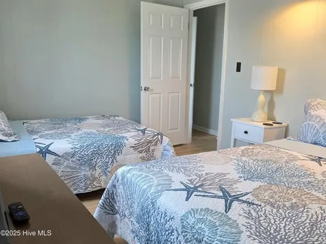 1103 Ocean Drive Emerald Isle NC 28594