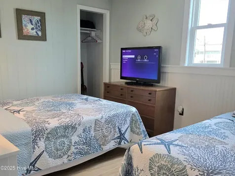 1103 Ocean Drive Emerald Isle NC 28594