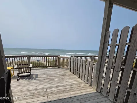 1103 Ocean Drive Emerald Isle NC 28594