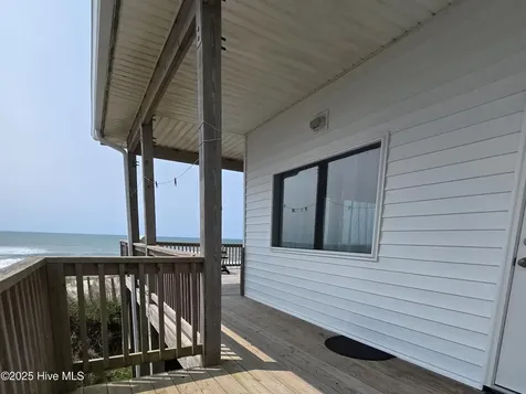 1103 Ocean Drive Emerald Isle NC 28594