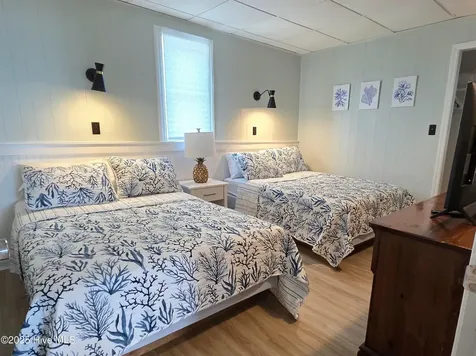 1103 Ocean Drive Emerald Isle NC 28594