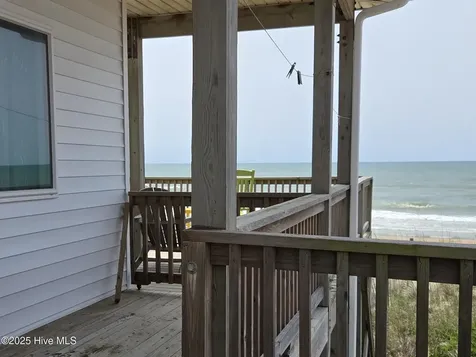 1103 Ocean Drive Emerald Isle NC 28594