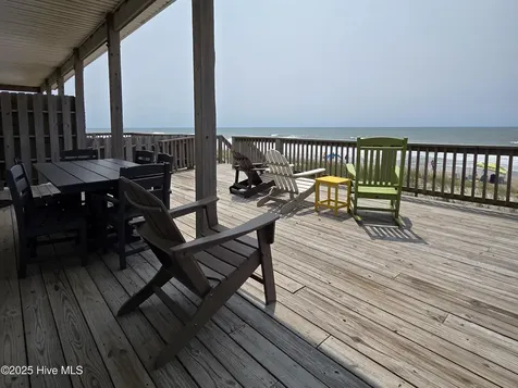 1103 Ocean Drive Emerald Isle NC 28594