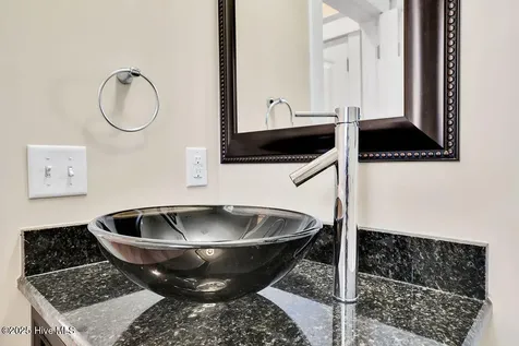805 E Yacht Drive Oak Island NC 28465