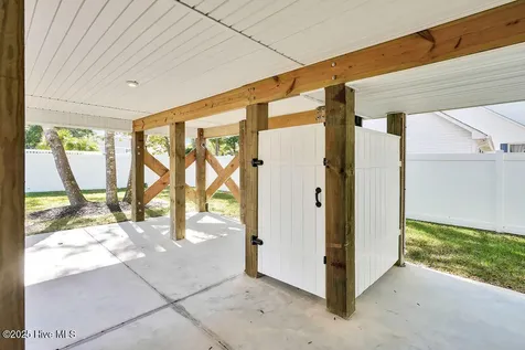 805 E Yacht Drive Oak Island NC 28465