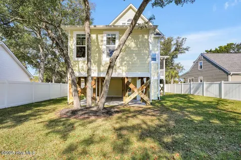 805 E Yacht Drive Oak Island NC 28465