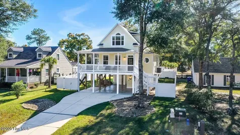 805 E Yacht Drive Oak Island NC 28465