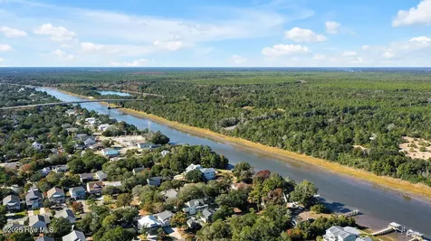 805 E Yacht Drive Oak Island NC 28465